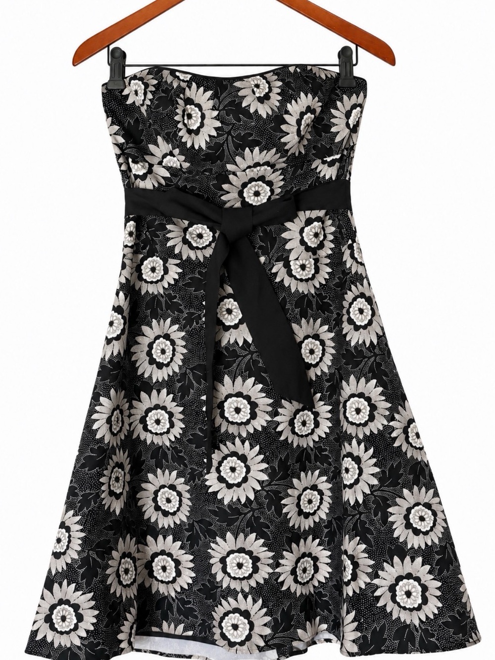 White House Black Market Black & White Strapless Floral Fit-and-Flare Dress